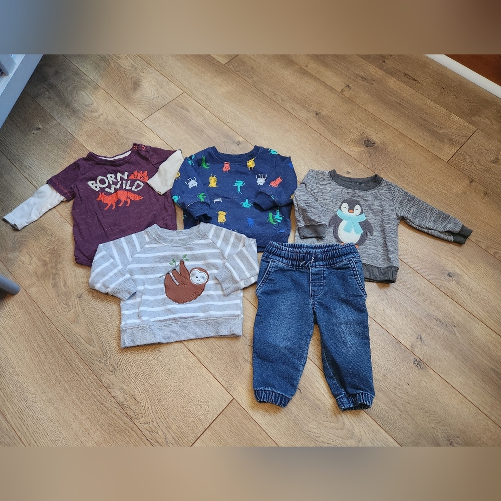 Carter's boys 6 months Outfits